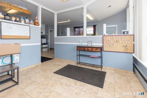 121 Quinnipiac Avenue North Haven CT 06473