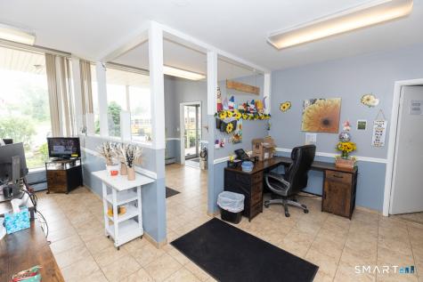 121 Quinnipiac Avenue North Haven CT 06473