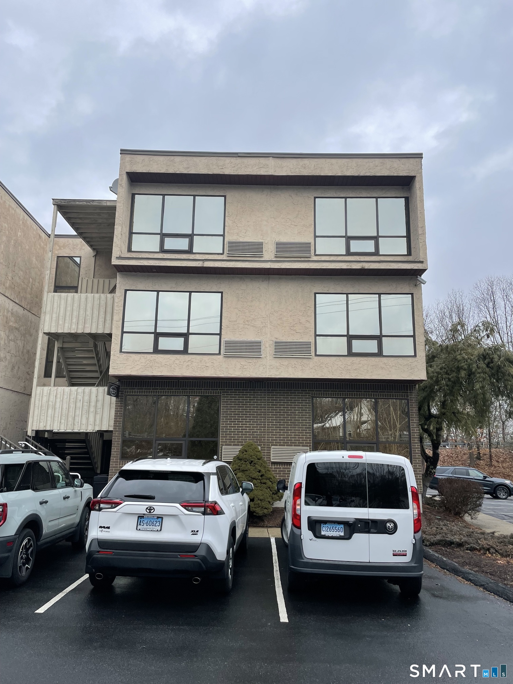 567 Vauxhall Street Waterford CT 06385