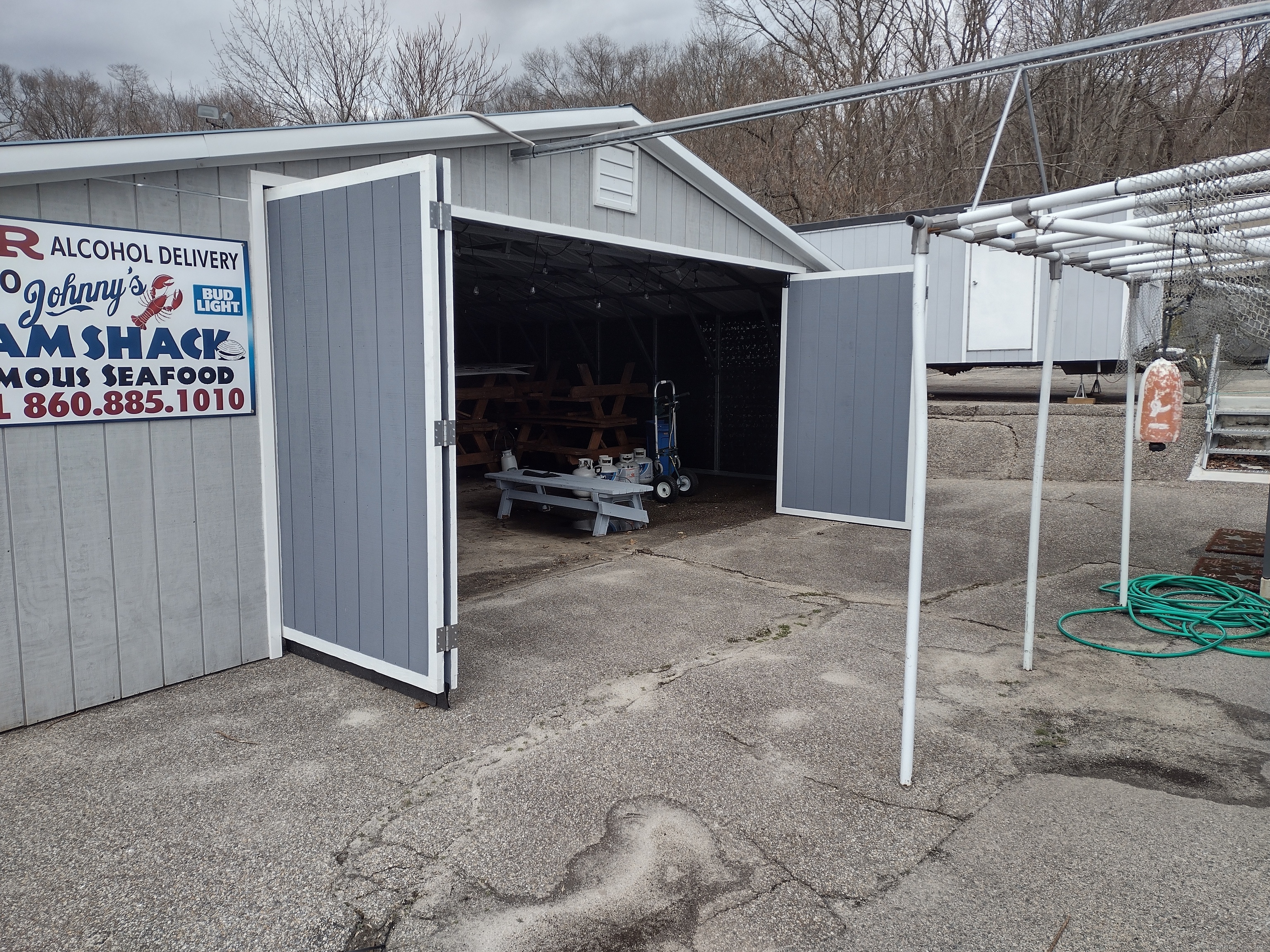 184 North Main Street Norwich CT 06360