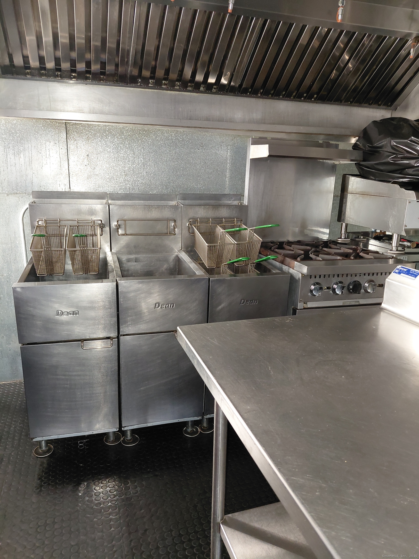 184 North Main Street Norwich CT 06360