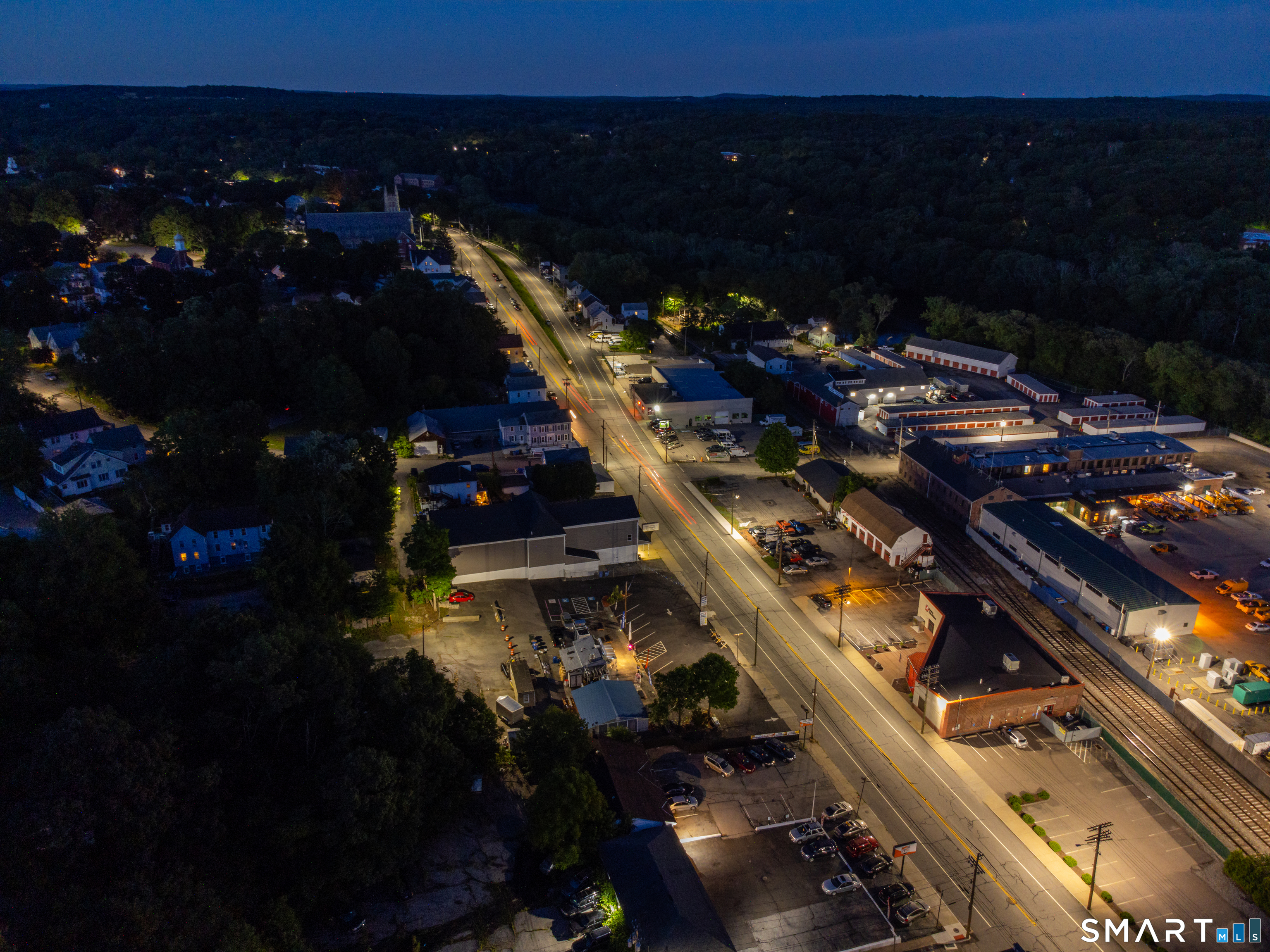 184 North Main Street Norwich CT 06360