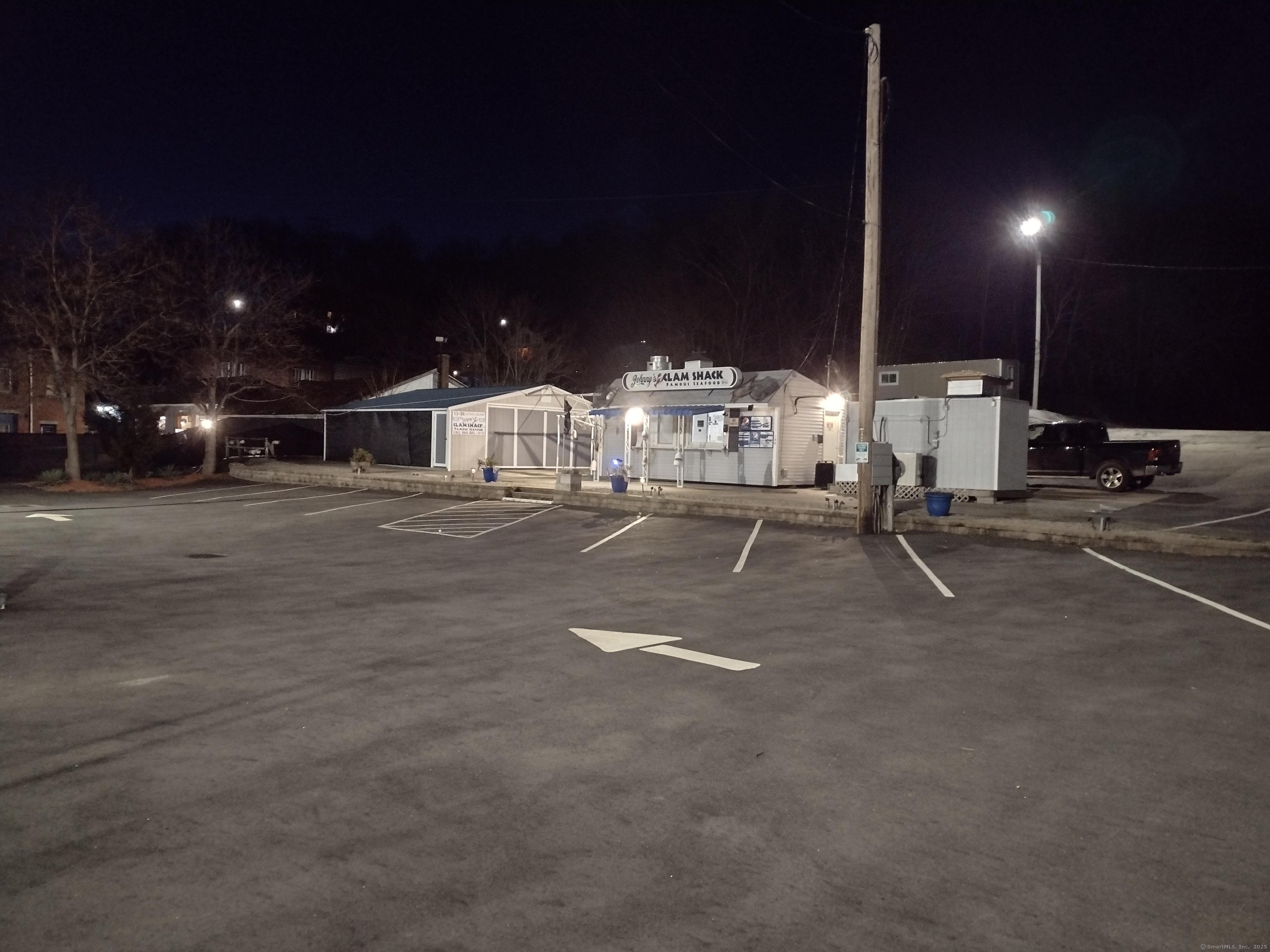 184 North Main Street Norwich CT 06360