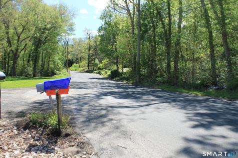 11 Thayer Rd Extension Haddam CT 06441