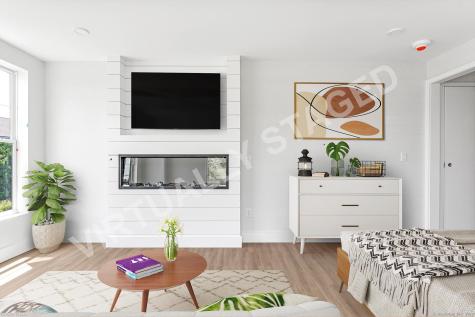 32 Broadway Avenue Stonington CT 06355