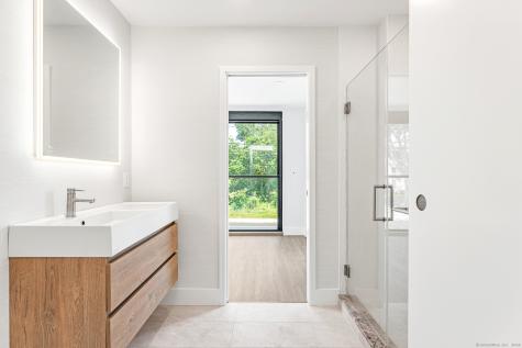 32 Broadway Avenue Stonington CT 06355