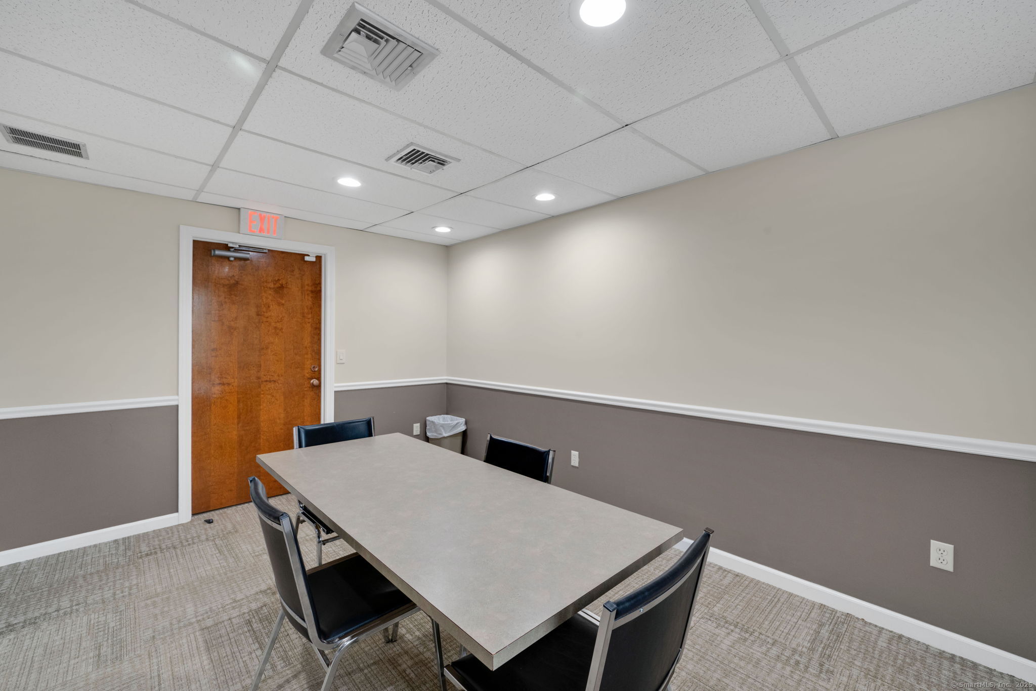 6 Woodland Road Madison CT 06443
