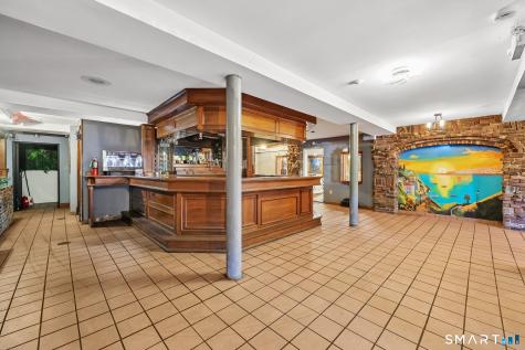 18 Neumann Street Naugatuck CT 06770