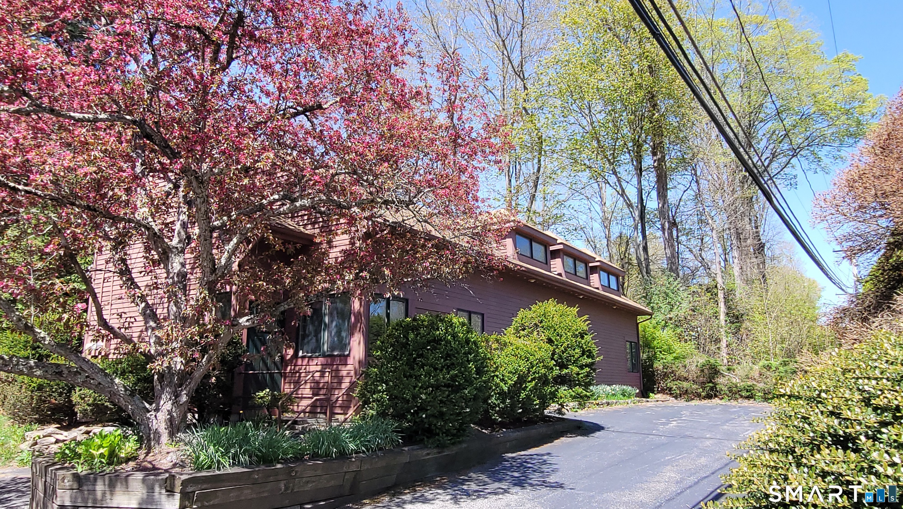 365 Storrs Road Mansfield CT 06250