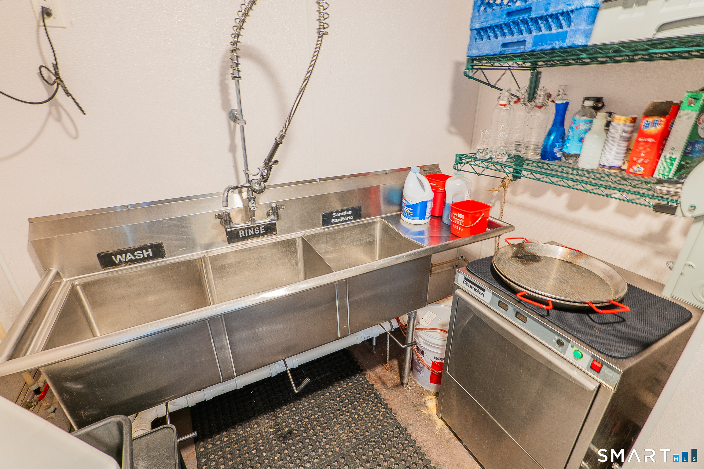 42 Naugatuck Avenue Milford CT 06460