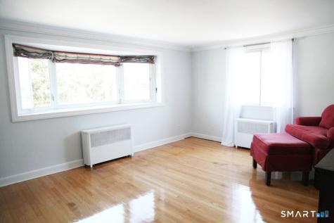 42 Naugatuck Avenue Milford CT 06460