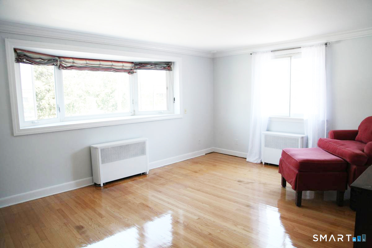 42 Naugatuck Avenue Milford CT 06460