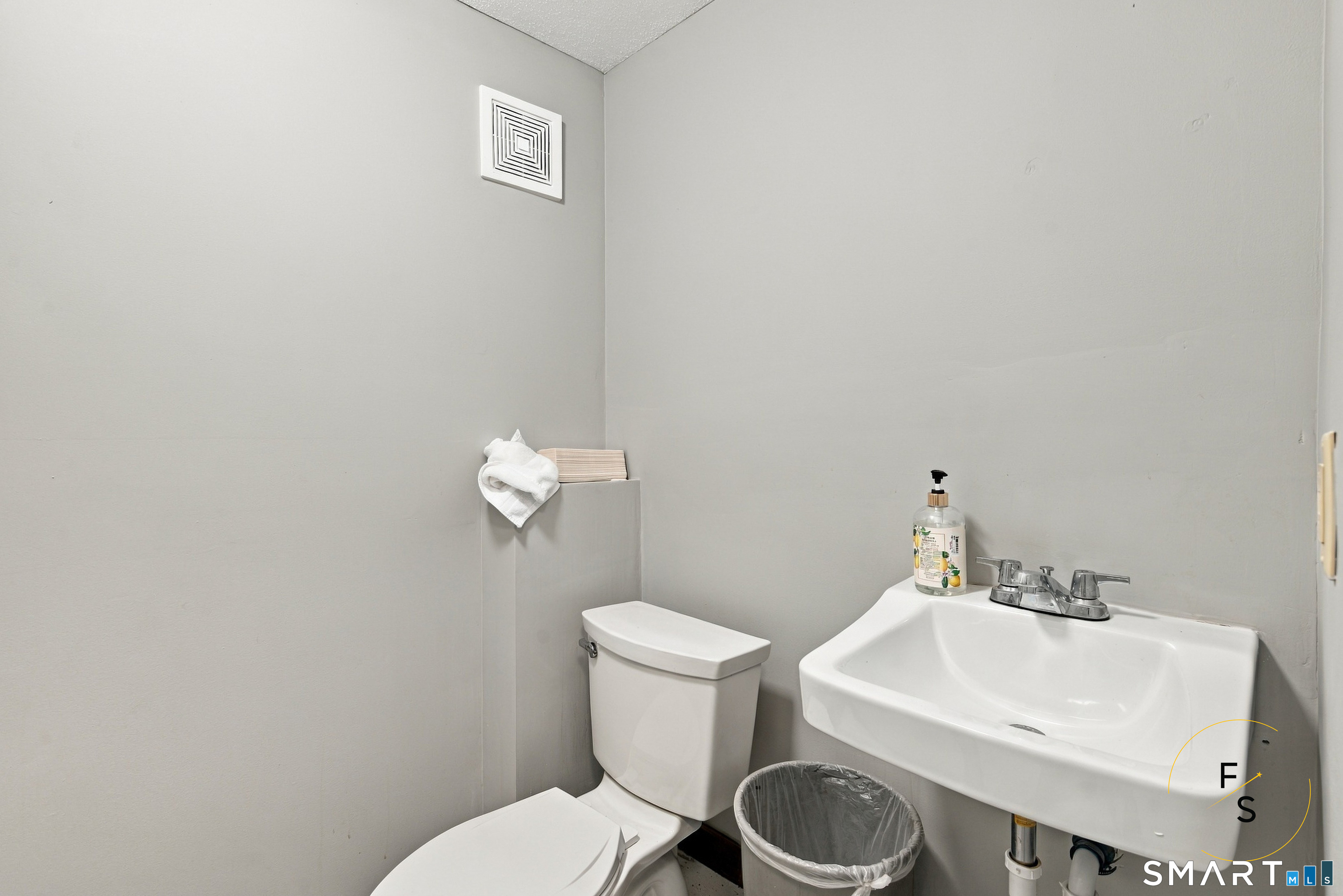 248 Hudson Street Hartford CT 06106