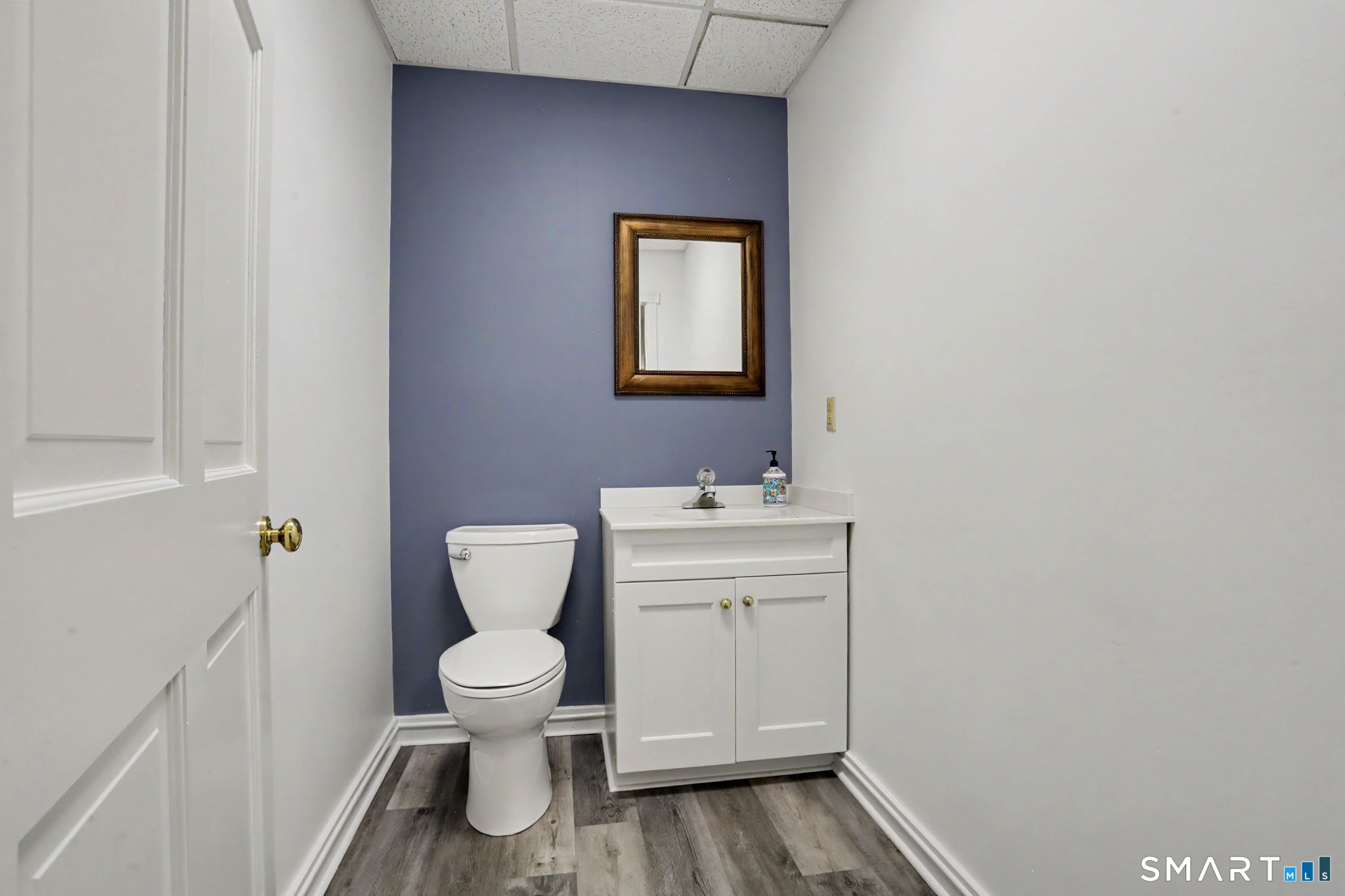 27 Mill Plain Road Danbury CT 06811