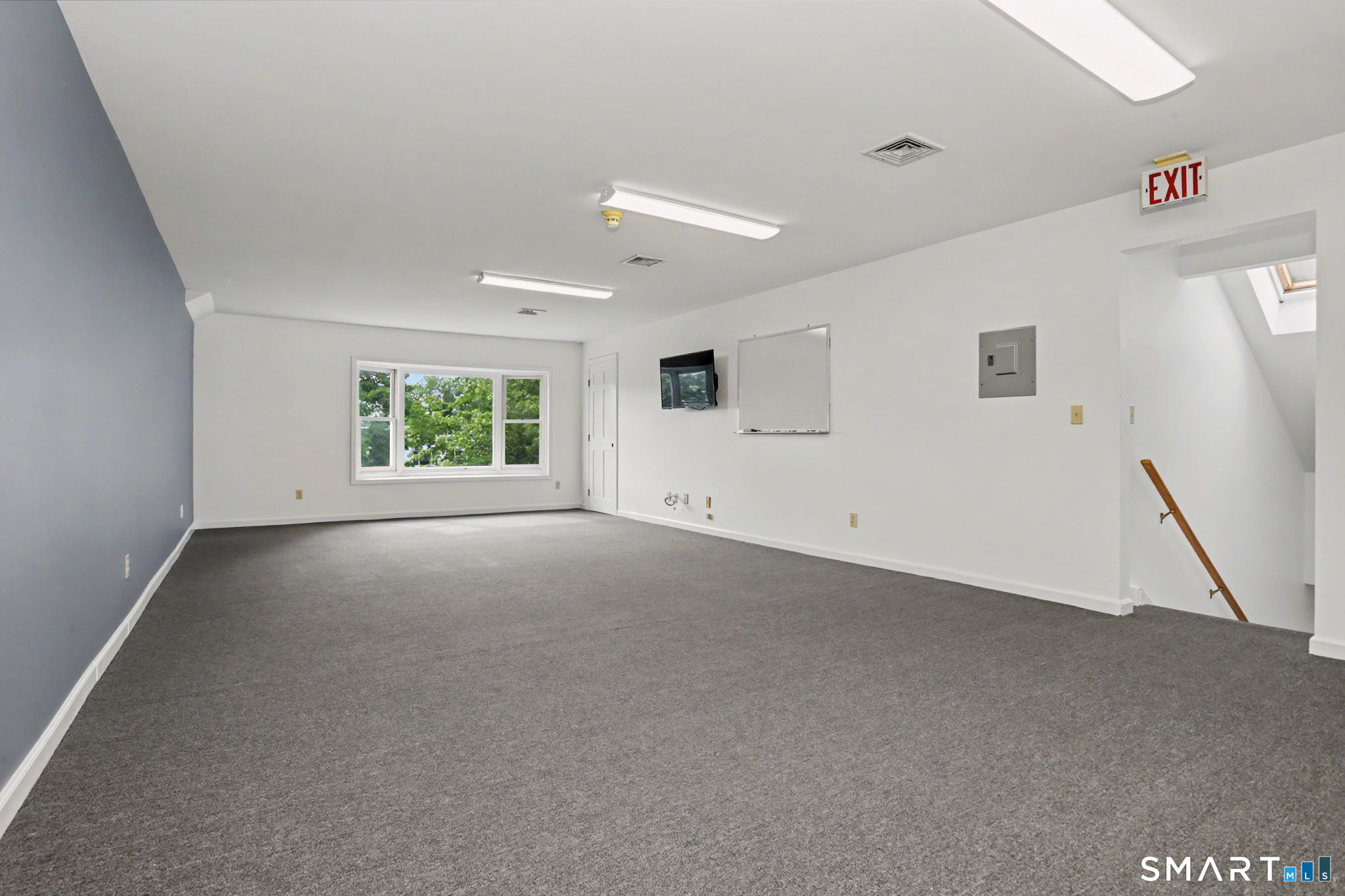 27 Mill Plain Road Danbury CT 06811