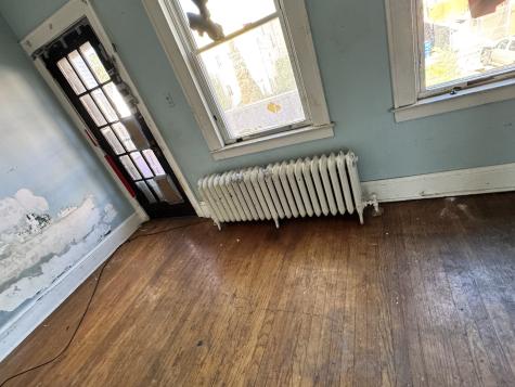 102 Rowe Avenue Hartford CT 06106