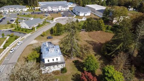 1572 Saybrook Road Haddam CT 06438