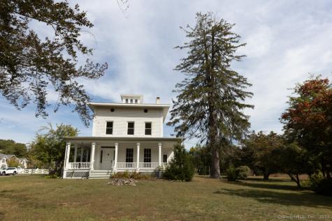 1572 Saybrook Road Haddam CT 06438