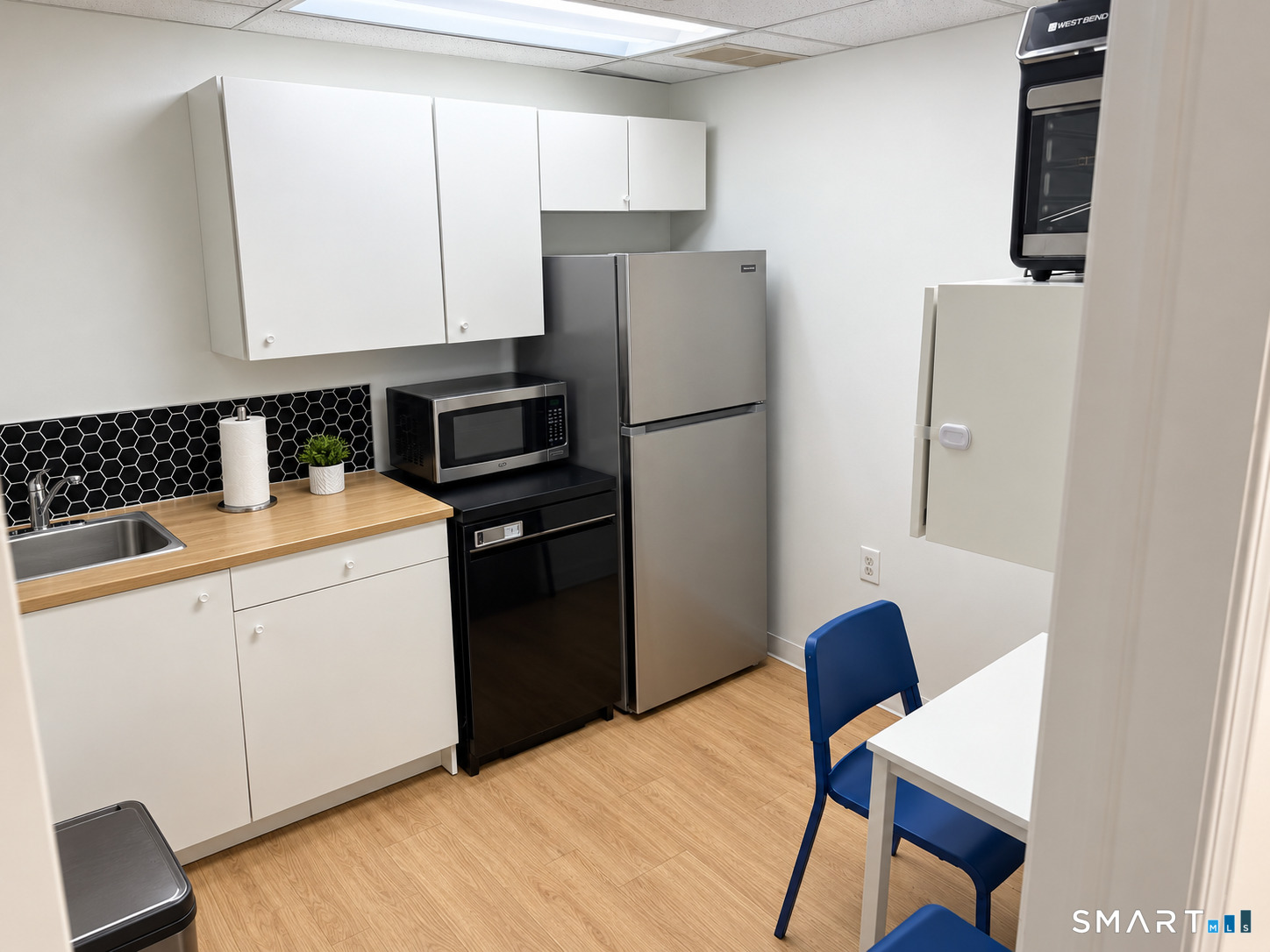 304 Federal Road Brookfield CT 06804
