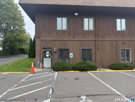 304 Federal Road Brookfield CT 06804