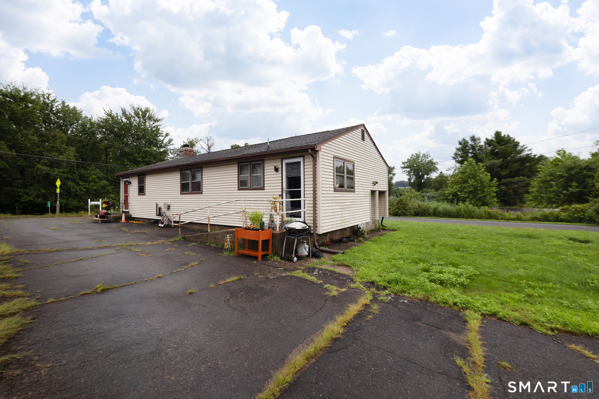 106 Lazy Lane Southington CT 06489