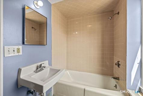 13 Portland Street Middletown CT 06457