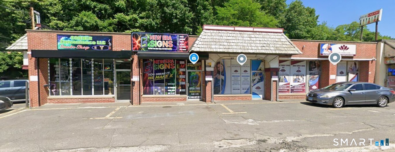 69 Meriden Road Waterbury CT 06705