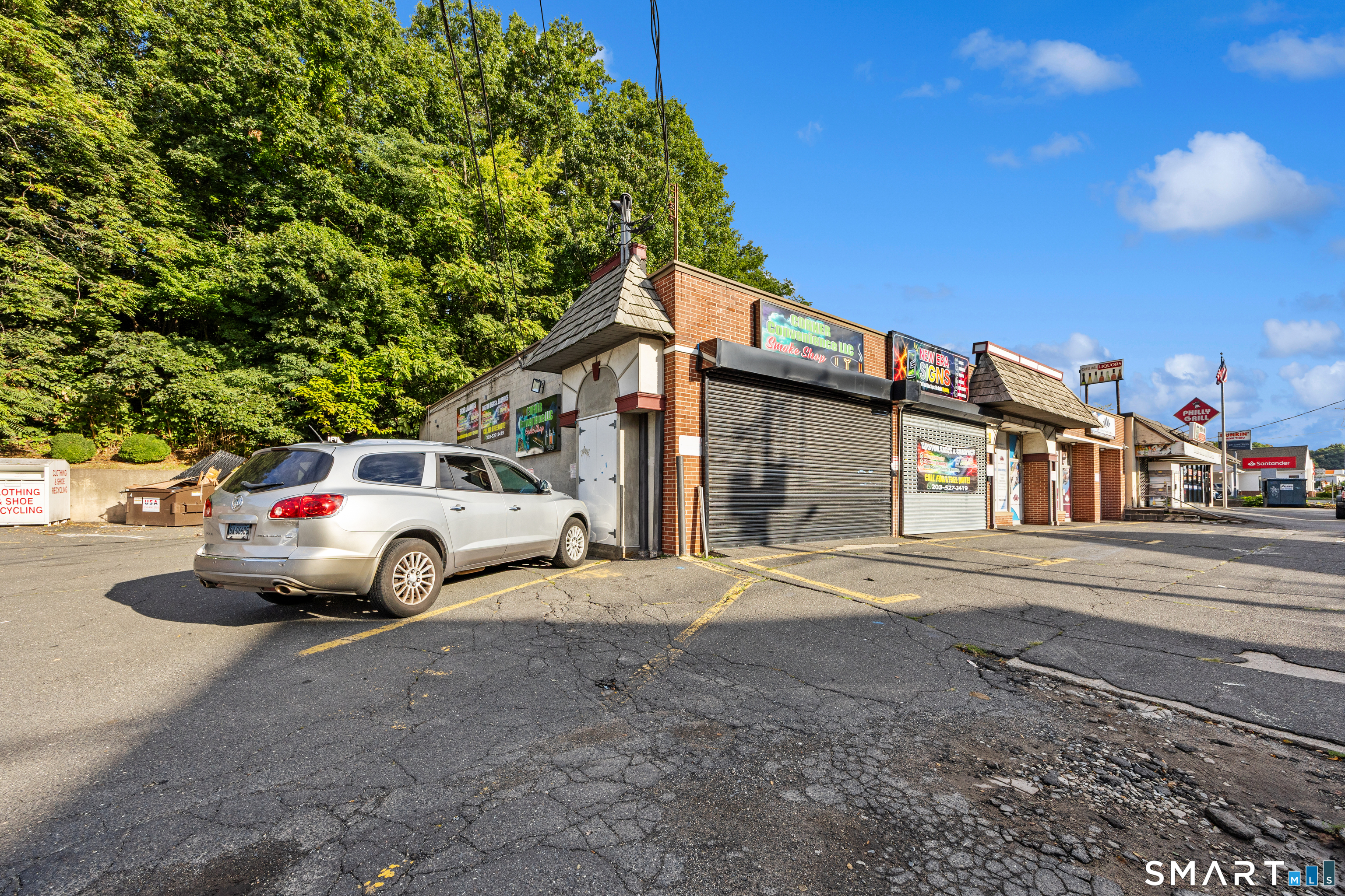69 Meriden Road Waterbury CT 06705