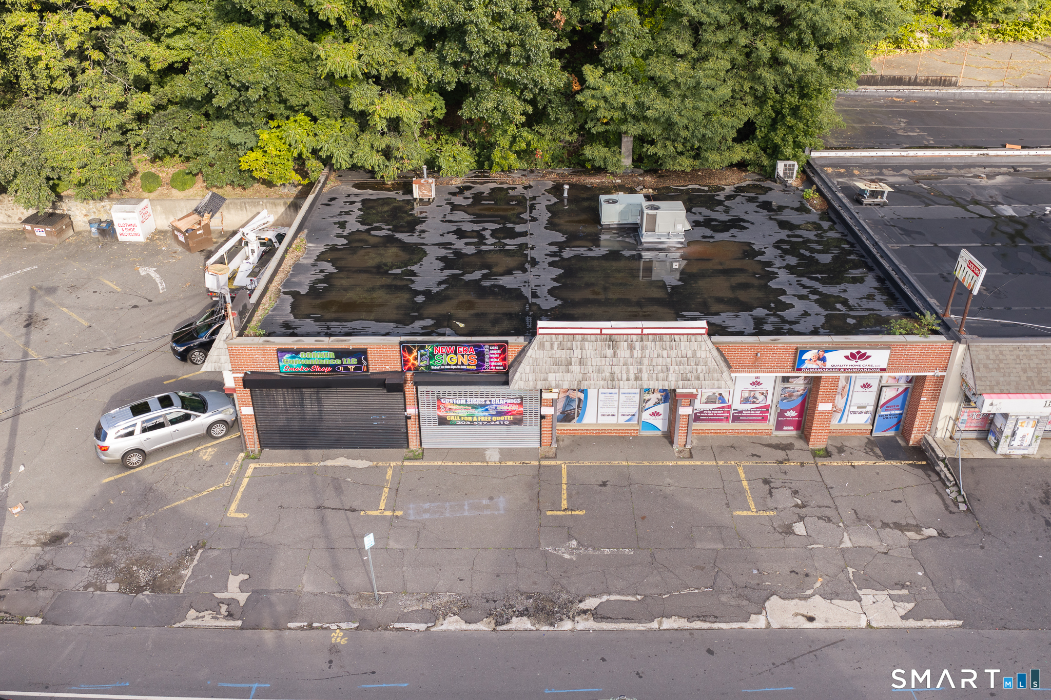 69 Meriden Road Waterbury CT 06705
