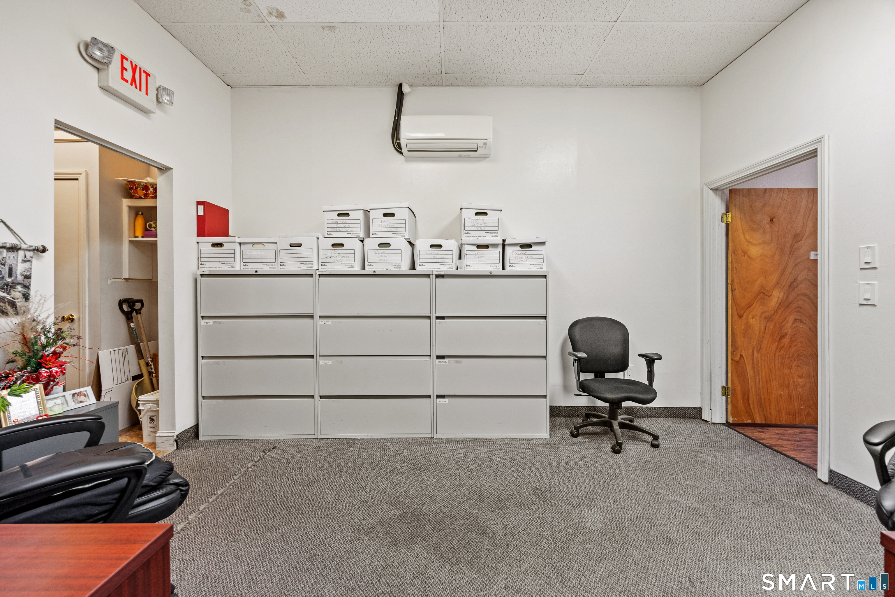 69 Meriden Road Waterbury CT 06705