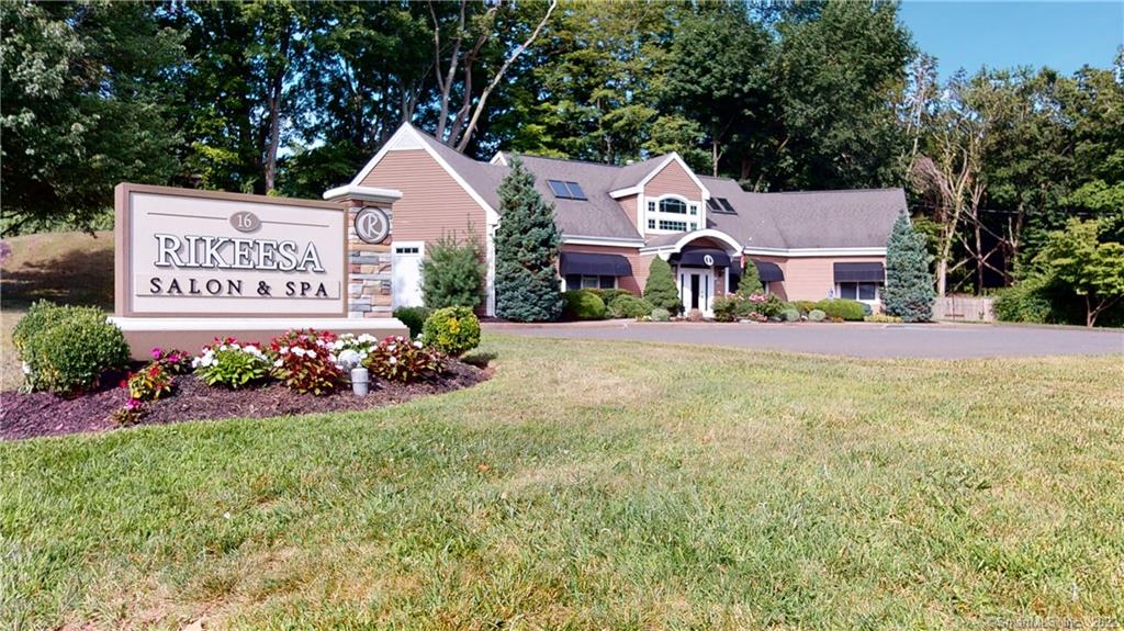 16 Chipman Drive Cheshire CT 06410