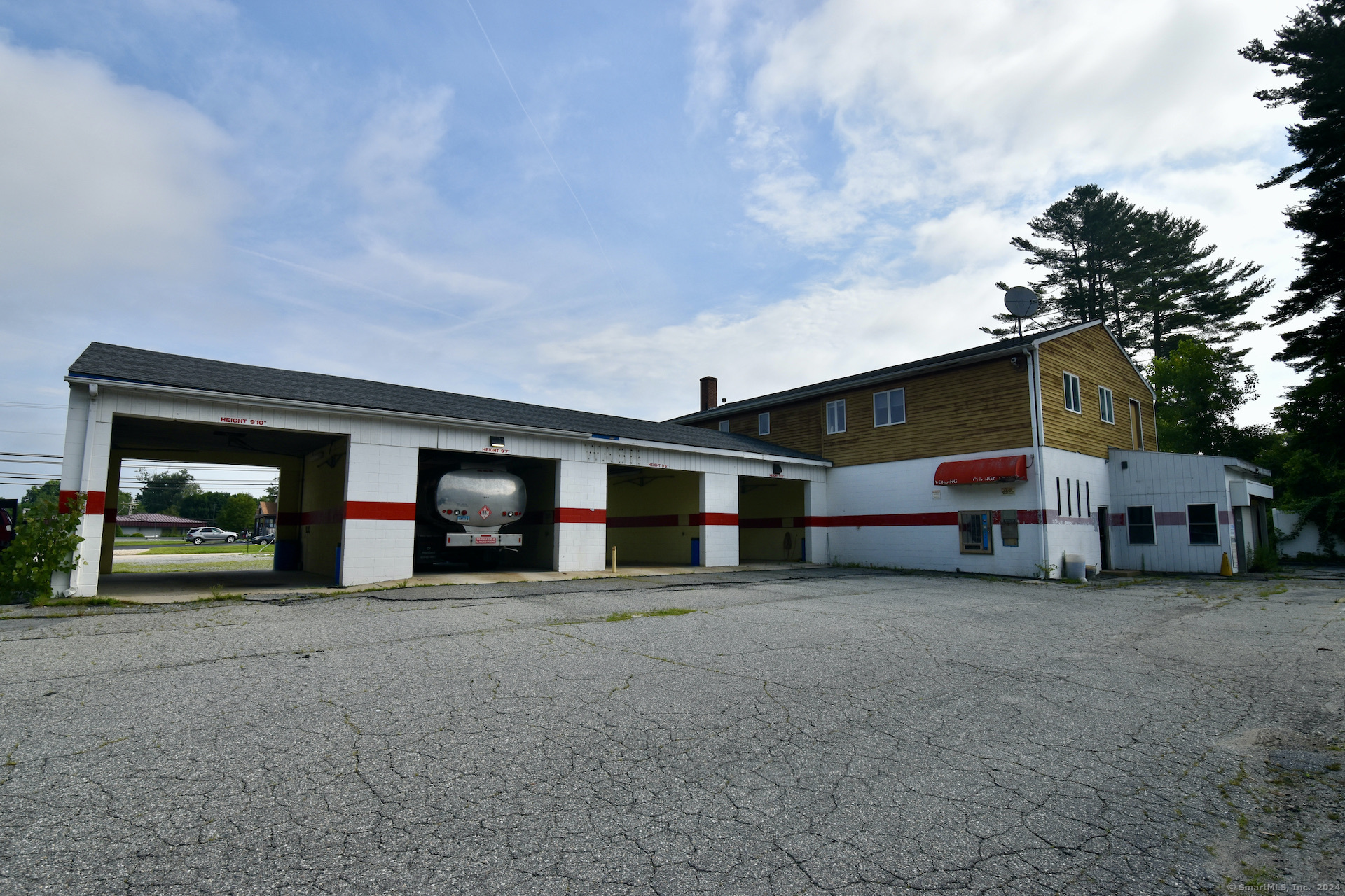 49 South Main Street Brooklyn CT 06234