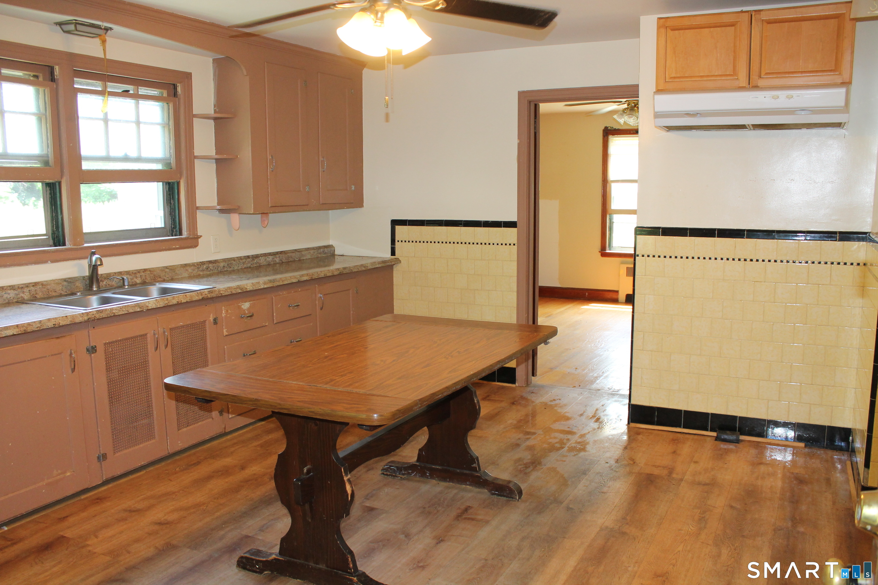 26 Edgewood Street Meriden CT 06451