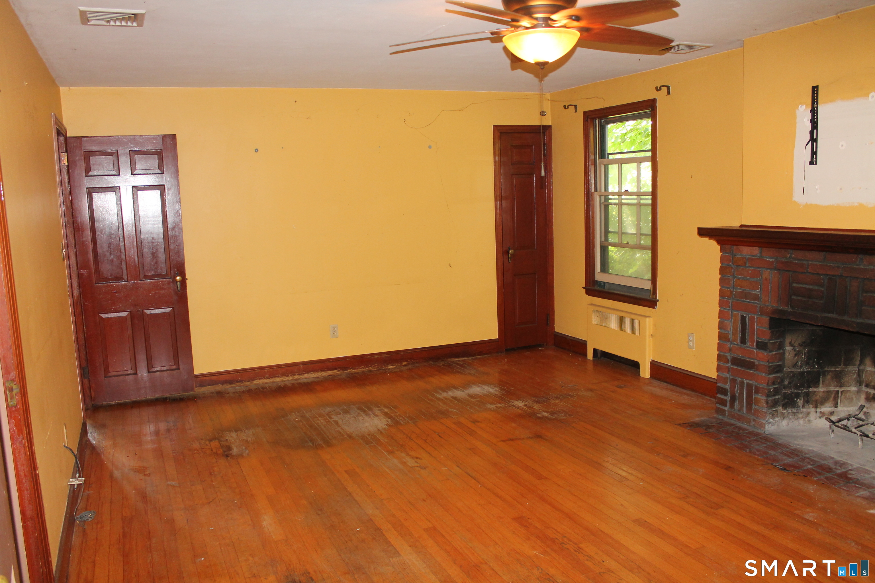 26 Edgewood Street Meriden CT 06451