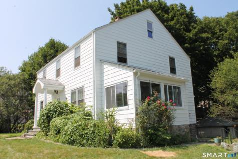 26 Edgewood Street Meriden CT 06451