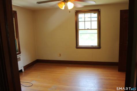 26 Edgewood Street Meriden CT 06451