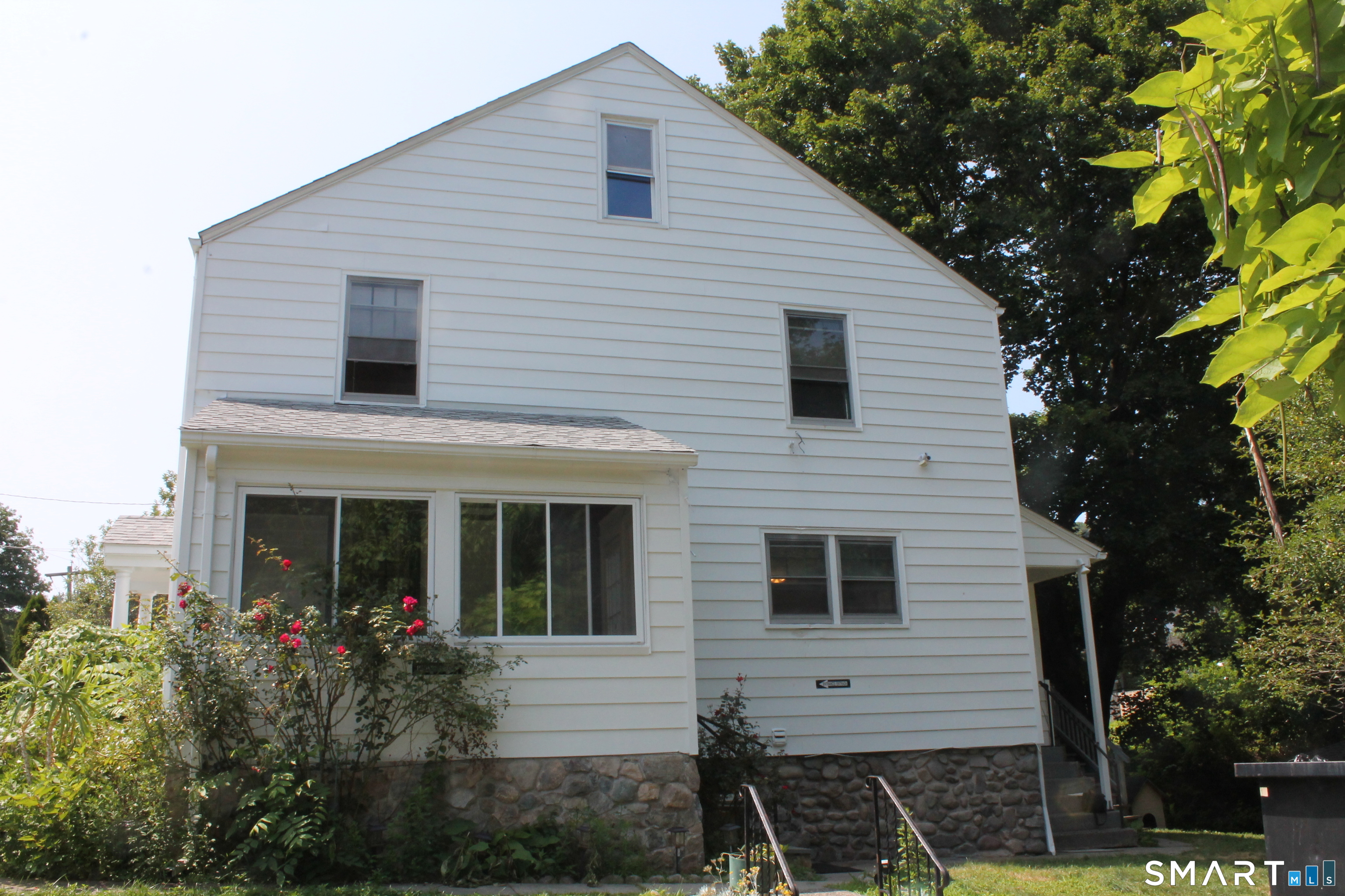 26 Edgewood Street Meriden CT 06451