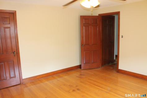 26 Edgewood Street Meriden CT 06451