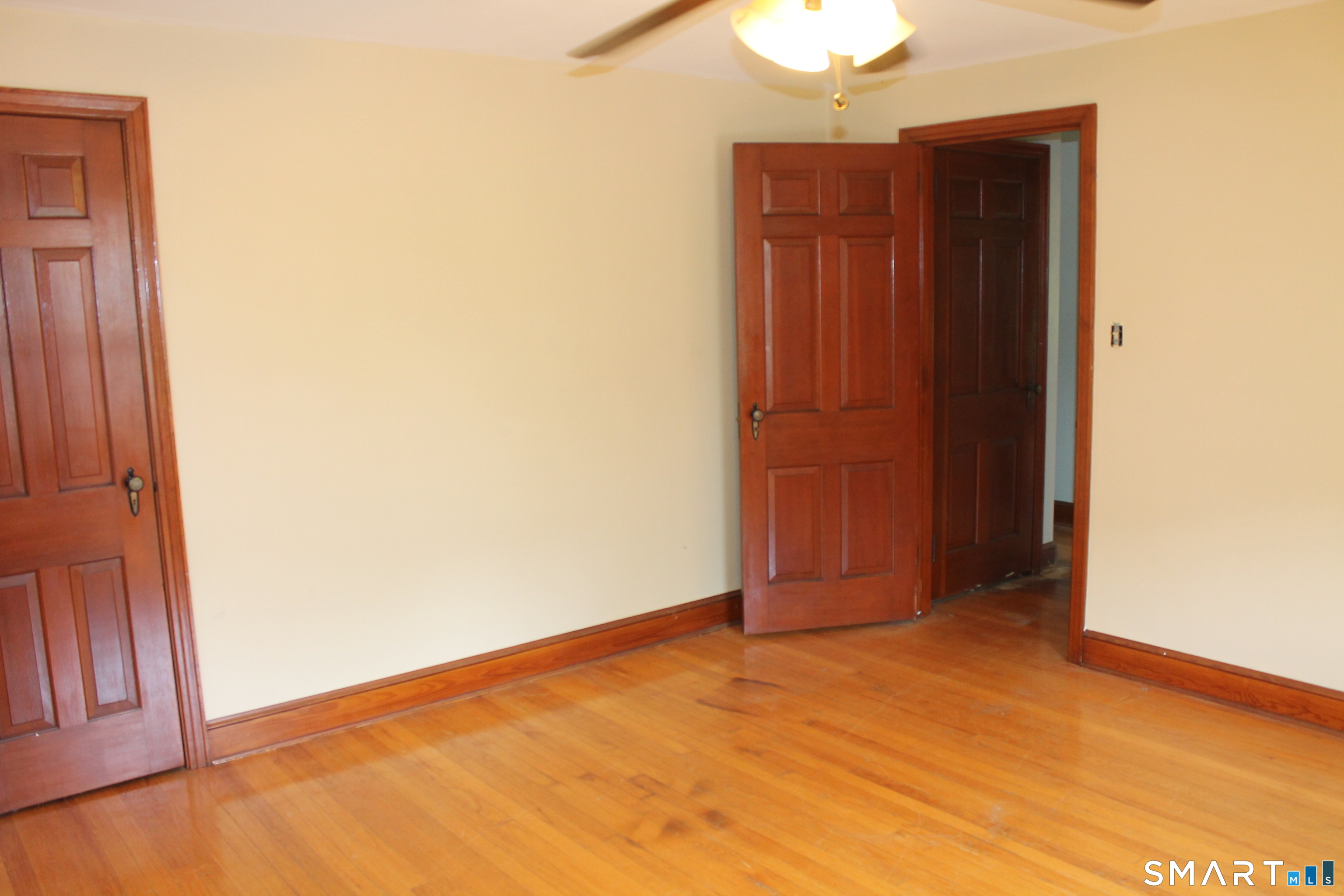 26 Edgewood Street Meriden CT 06451
