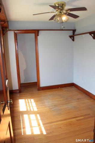 26 Edgewood Street Meriden CT 06451