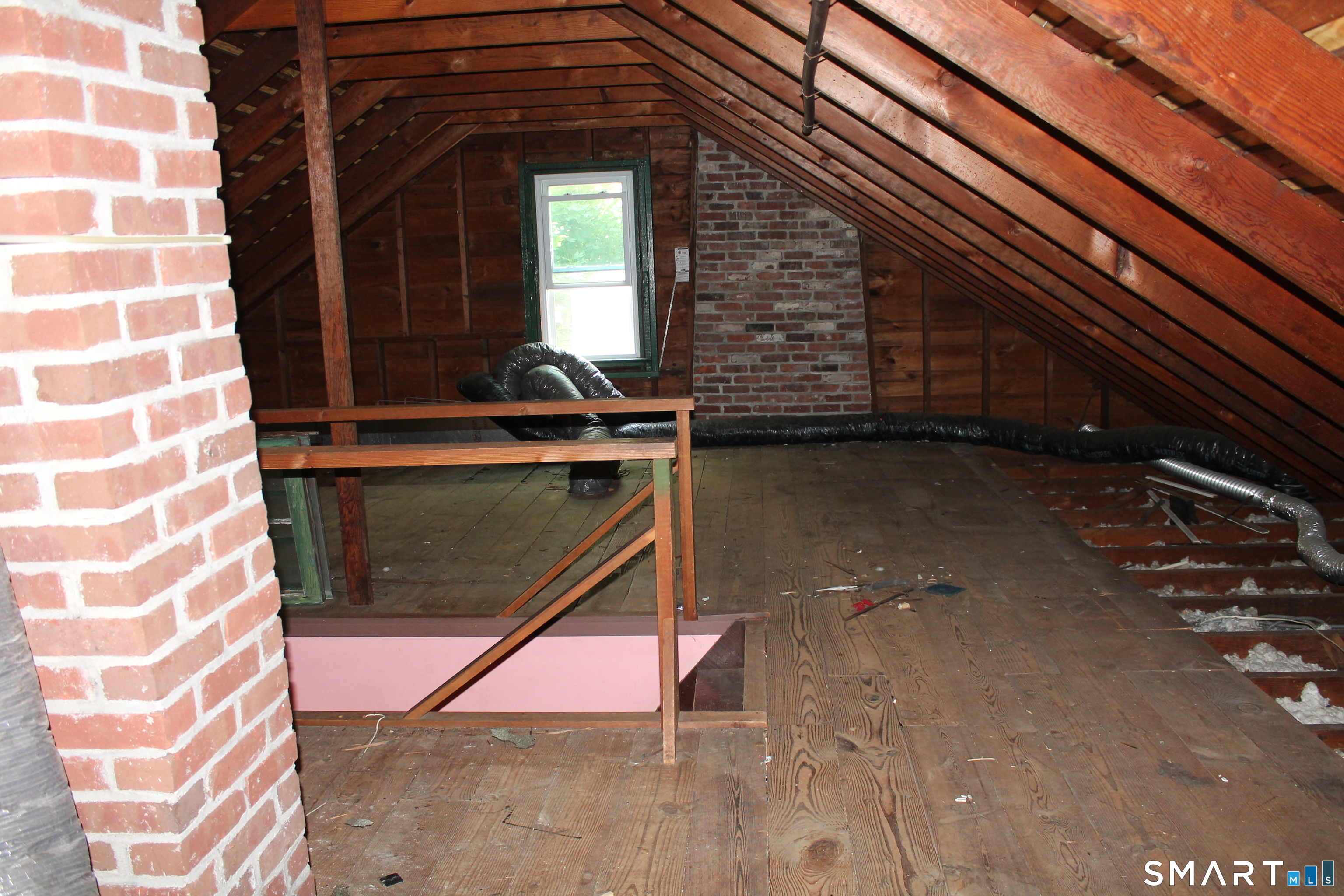 26 Edgewood Street Meriden CT 06451