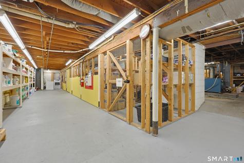 24 Montauk Avenue New London CT 06320