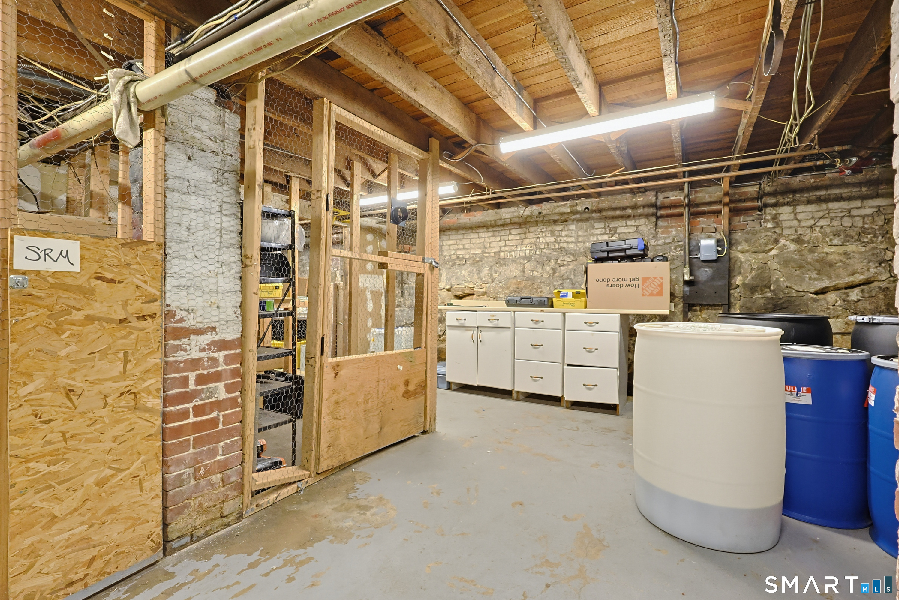 24 Montauk Avenue New London CT 06320