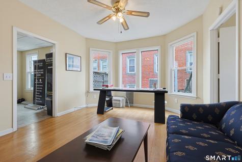 24 Montauk Avenue New London CT 06320