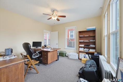 24 Montauk Avenue New London CT 06320