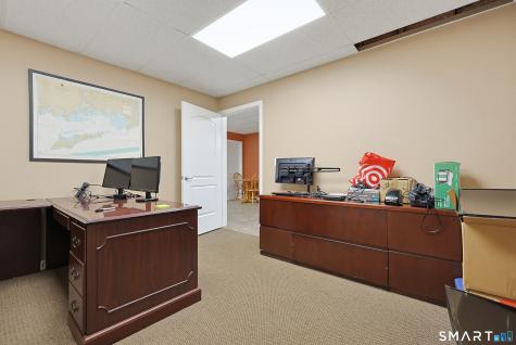 24 Montauk Avenue New London CT 06320