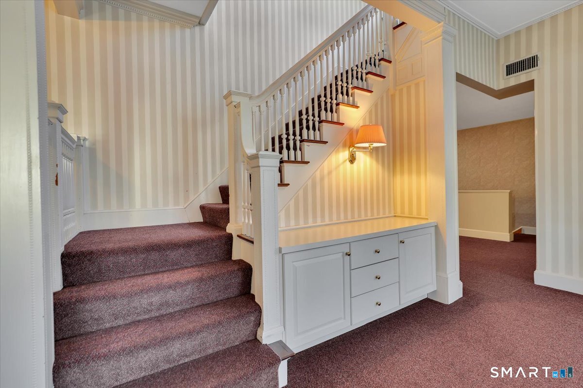 142 East Center Street Manchester CT 06040