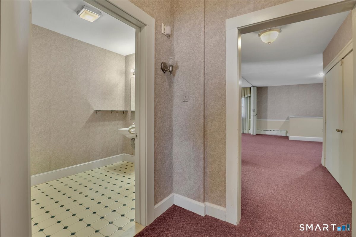 142 East Center Street Manchester CT 06040