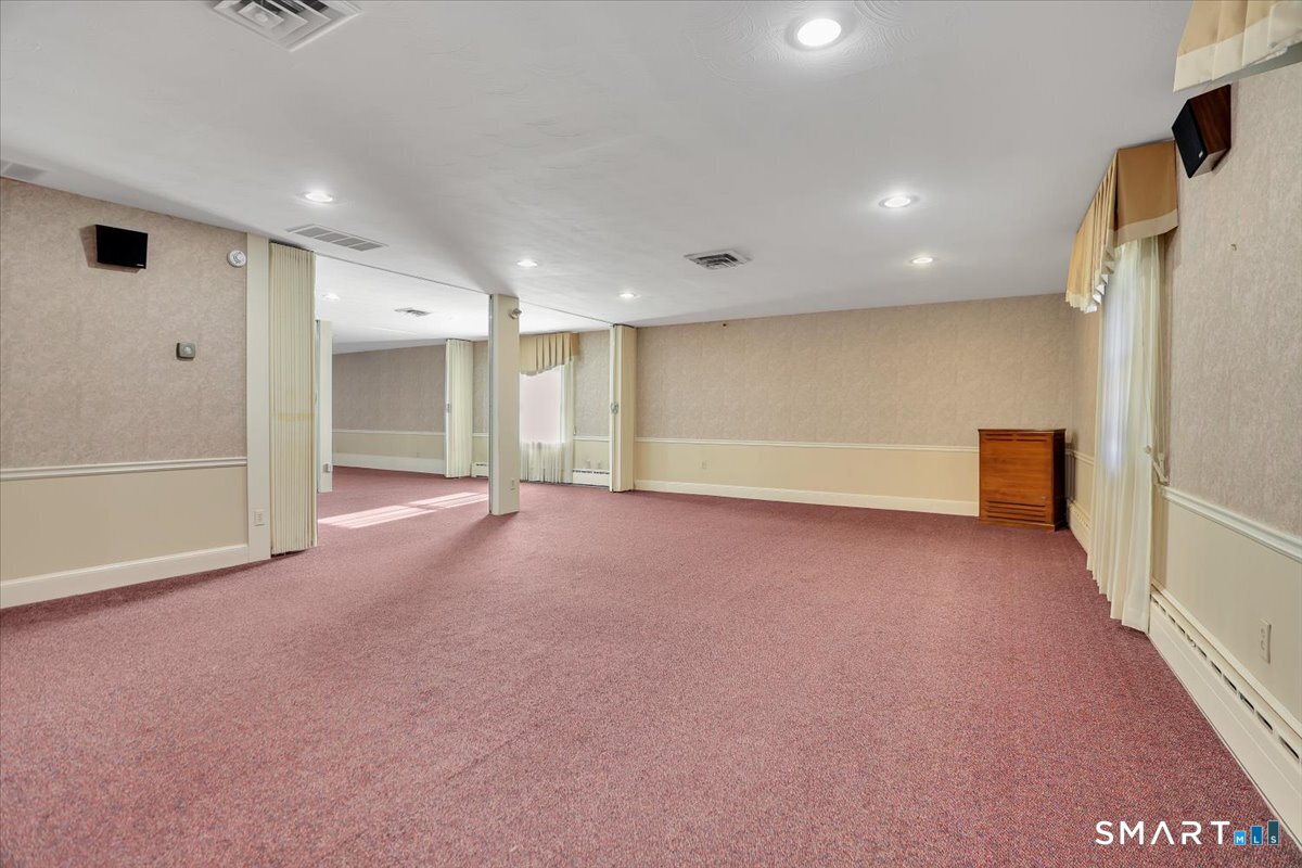 142 East Center Street Manchester CT 06040