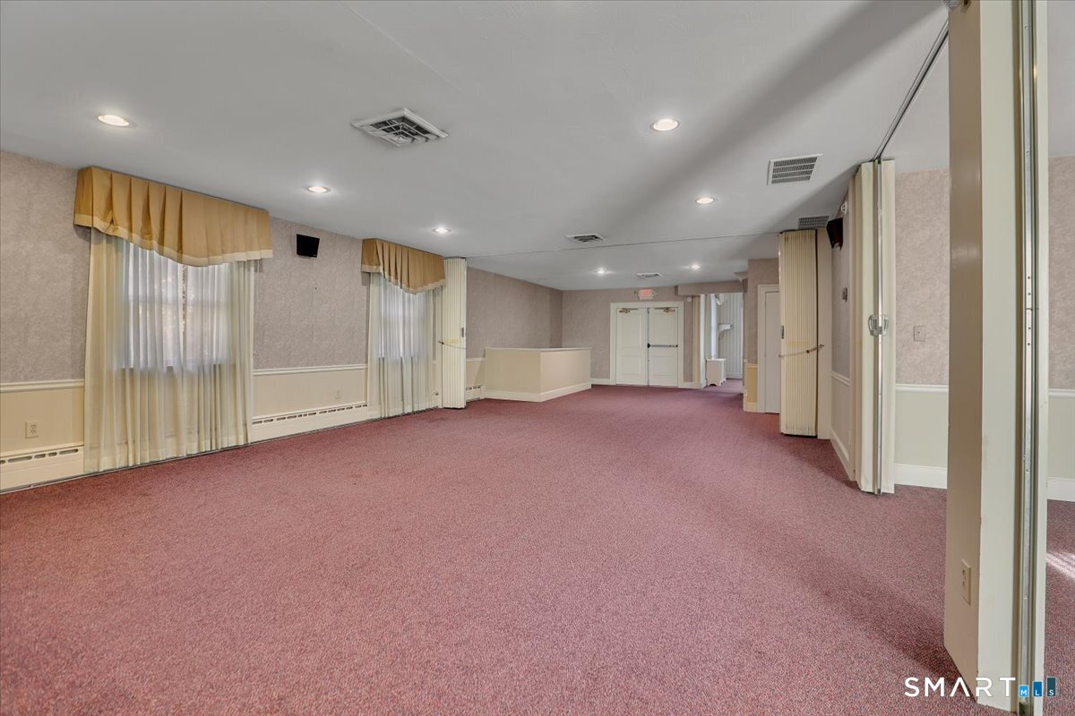 142 East Center Street Manchester CT 06040